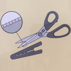 Clover patchwork scissors detail